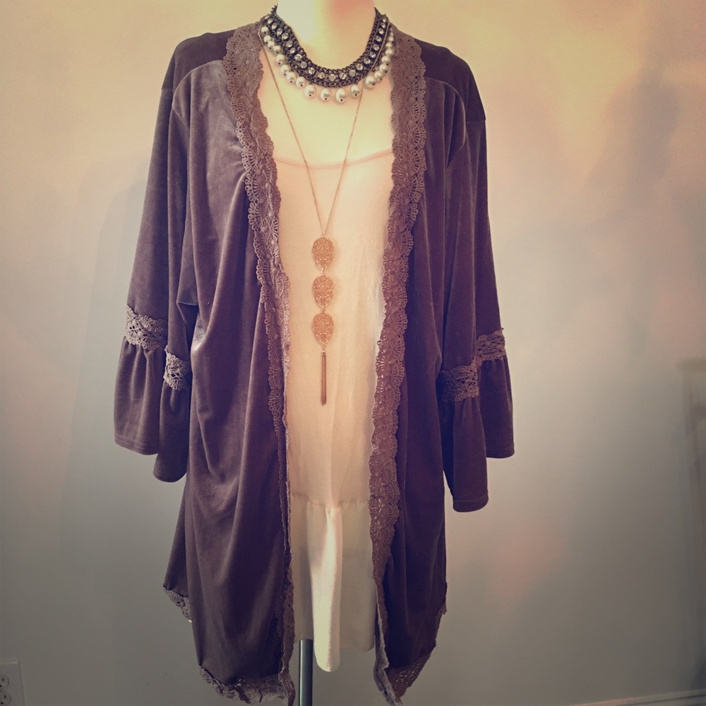 Boho Velvet duster jacket taupe NWT